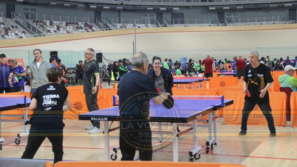 TOLHUIN: LA SECRETARÍA DE DEPORTES INCORPORA TENIS DE MESA Y FORTALECE SU OFERTA DE ACTIVIDADES GRATUITAS