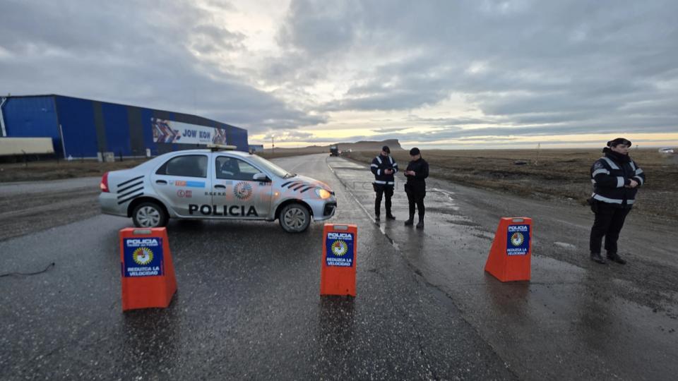FATAL ACCIDENTE EN RUTA 3: EL CONDUCTOR DE LA CAMIONETA FUE DETENIDO E INCOMUNICADO
