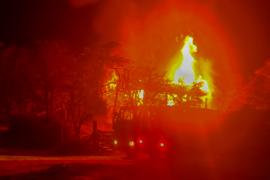INCENDIO ACCIDENTAL EN BARRIO ALTOS DE LA LAGUNA DE TOLHUIN