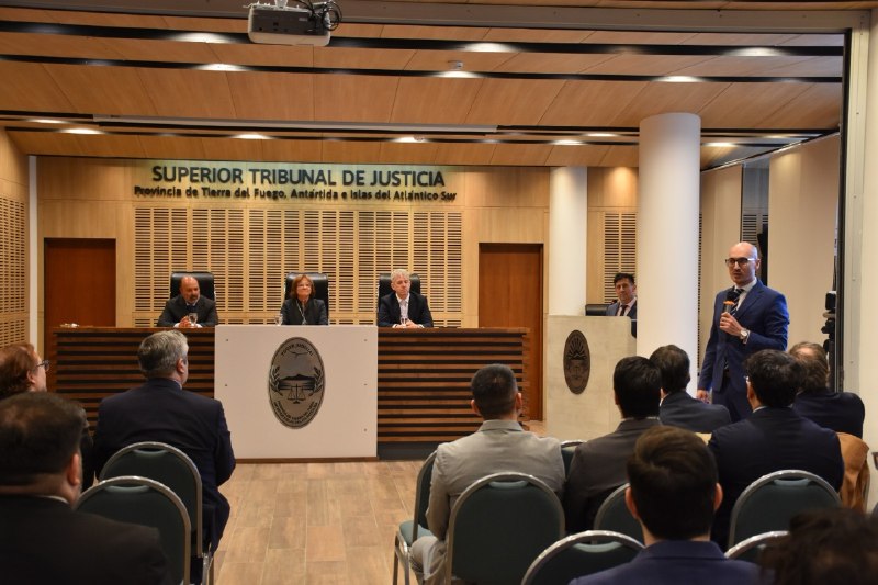 EL SUPERIOR TRIBUNAL ABRIÓ LA DIPLOMATURA FUEGUINA DE DERECHO PENAL Y PROCESAL PENAL