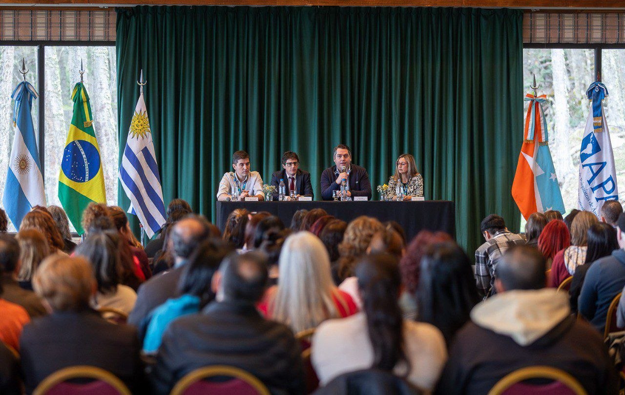 RÍO GRANDE Y EL MINISTERIO PÚBLICO DE LA DEFENSA LLEVAN NUEVAS CAPACITACIONES A USHUAIA
