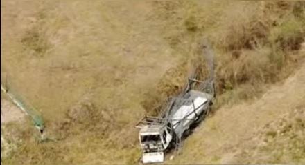 SALTÓ DEL CAMIÓN ANTES DE CAER AL VACÍO: MILAGRO EN SAN LORENZO CHICO