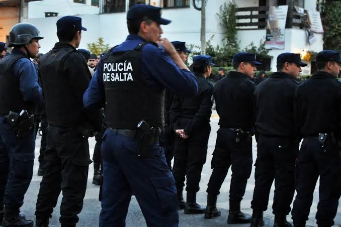 Escándalo en la Policía de Salta: investigan más de tres presuntos “acomodos” por dinero