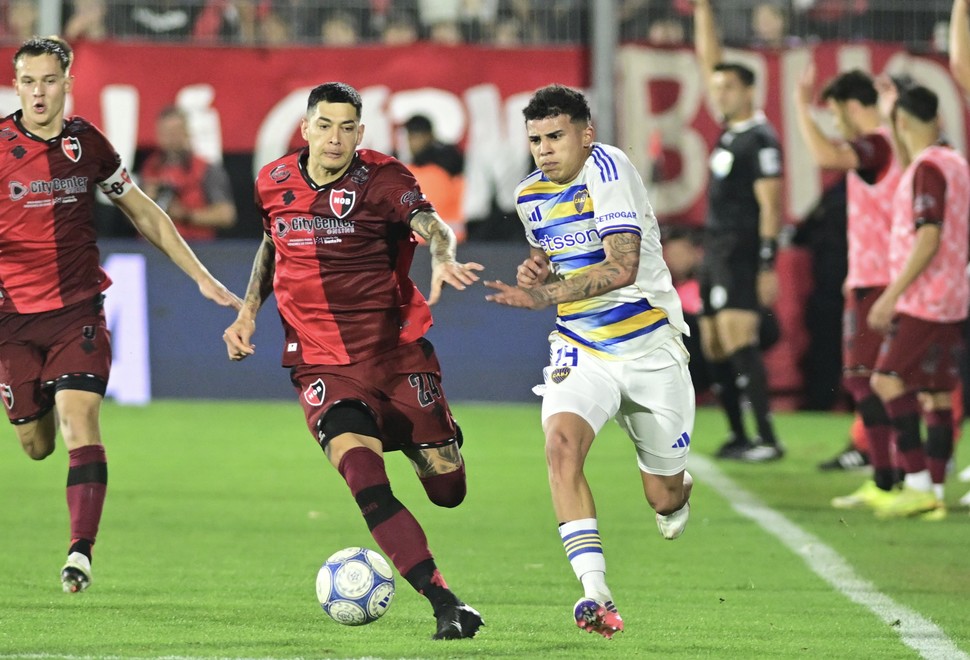 Boca rescató un punto en Rosario. River, otra derrota y el Monumental habló
