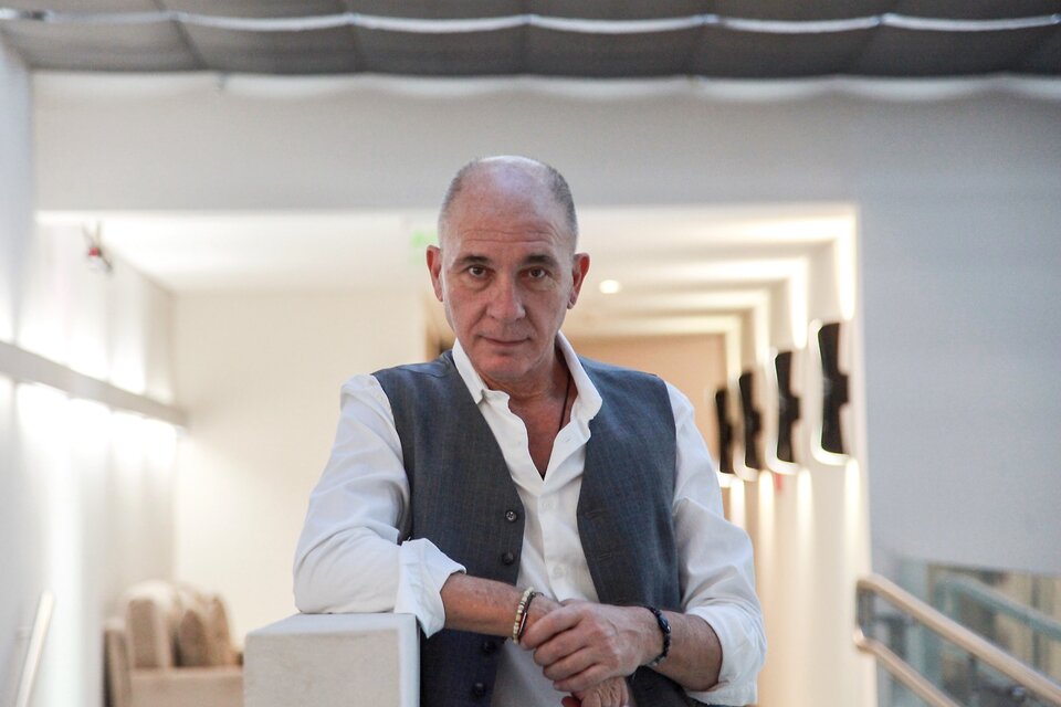 Darío Grandinetti de gira nacional con su obra El Escritor de Todas las Cosas