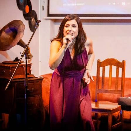 La cantante argentina Noelia José editó Sin Licencia, su segundo disco