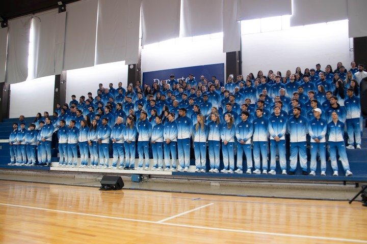 Foto y partida de la delegación argentina a los Juegos Suramericanos Santa Fe 2026