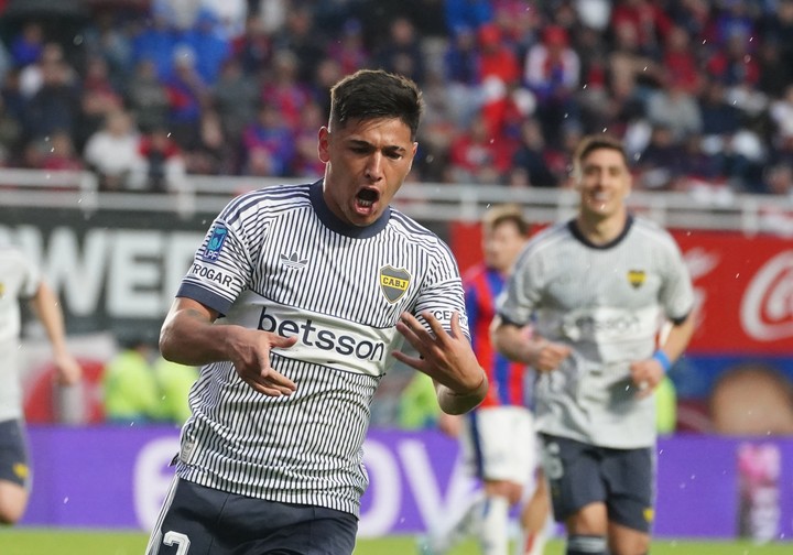 Boca le ganó con autoridad a San Lorenzo y da pelea en todos los frentes