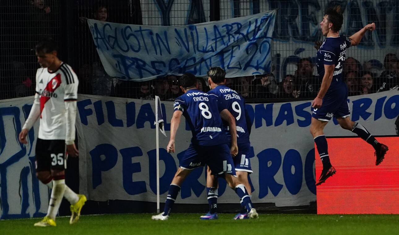 Gimnasia le ganó a River y agudizó su crisis futbolística