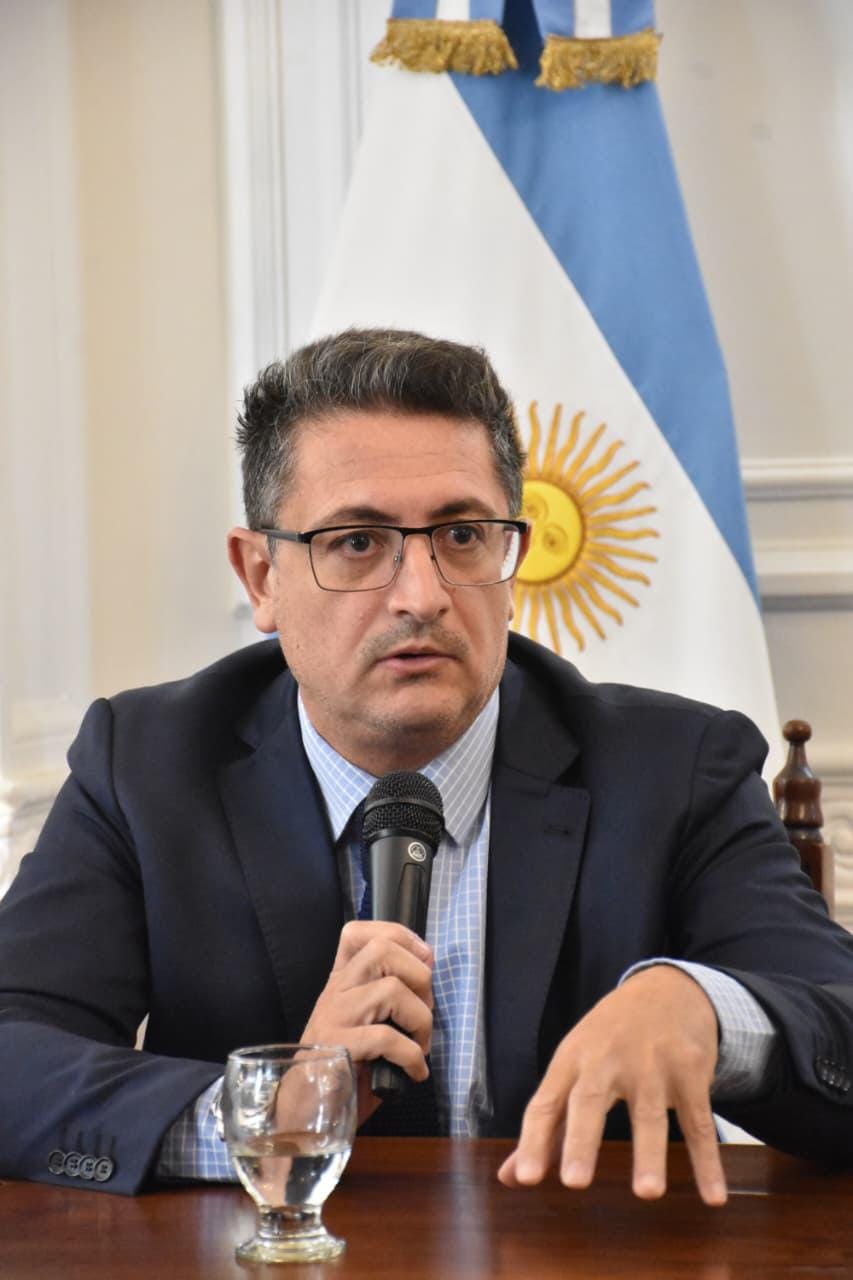 Nuevos aumentos SALARIALES, defensa de la CULTURA y TRABAJO en La Chaya y el Septiembre Joven: las definiciones de Ricardo Herrera