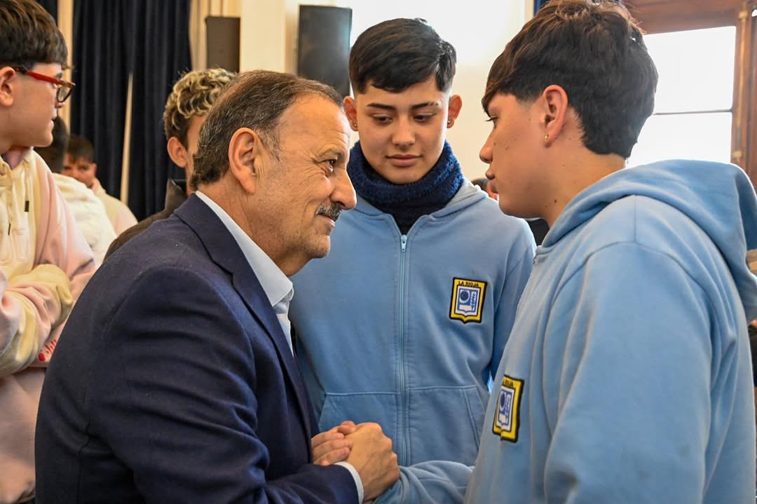 721082911_1453000050179615_9051872521279604042_n.jpg El rol estratégico de las juventudes riojanas: la apuesta institucional por el desarrollo federal y el arraigo territorial