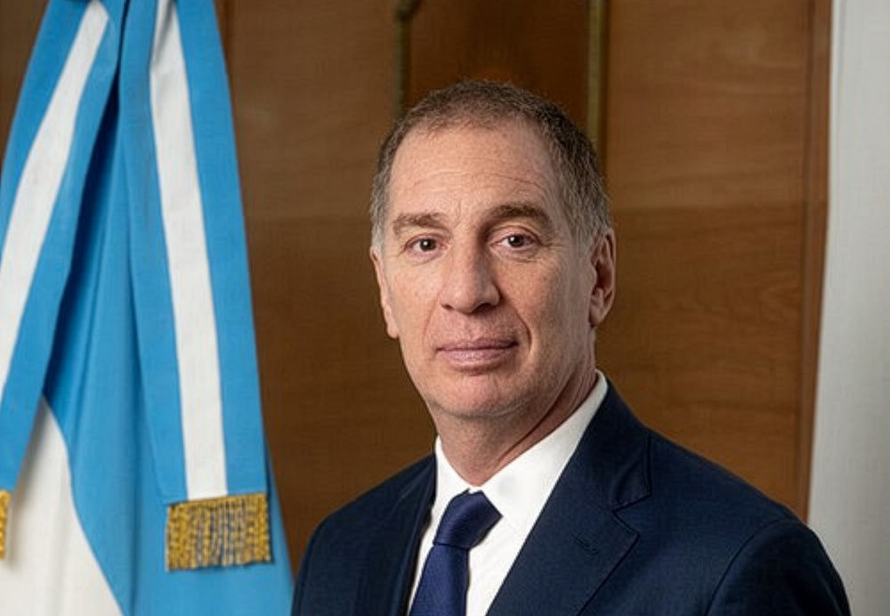 Santilli asumió la Jefatura de Gabinete y aseguró que Adorni se defenderá “sin fueros ni privilegios”