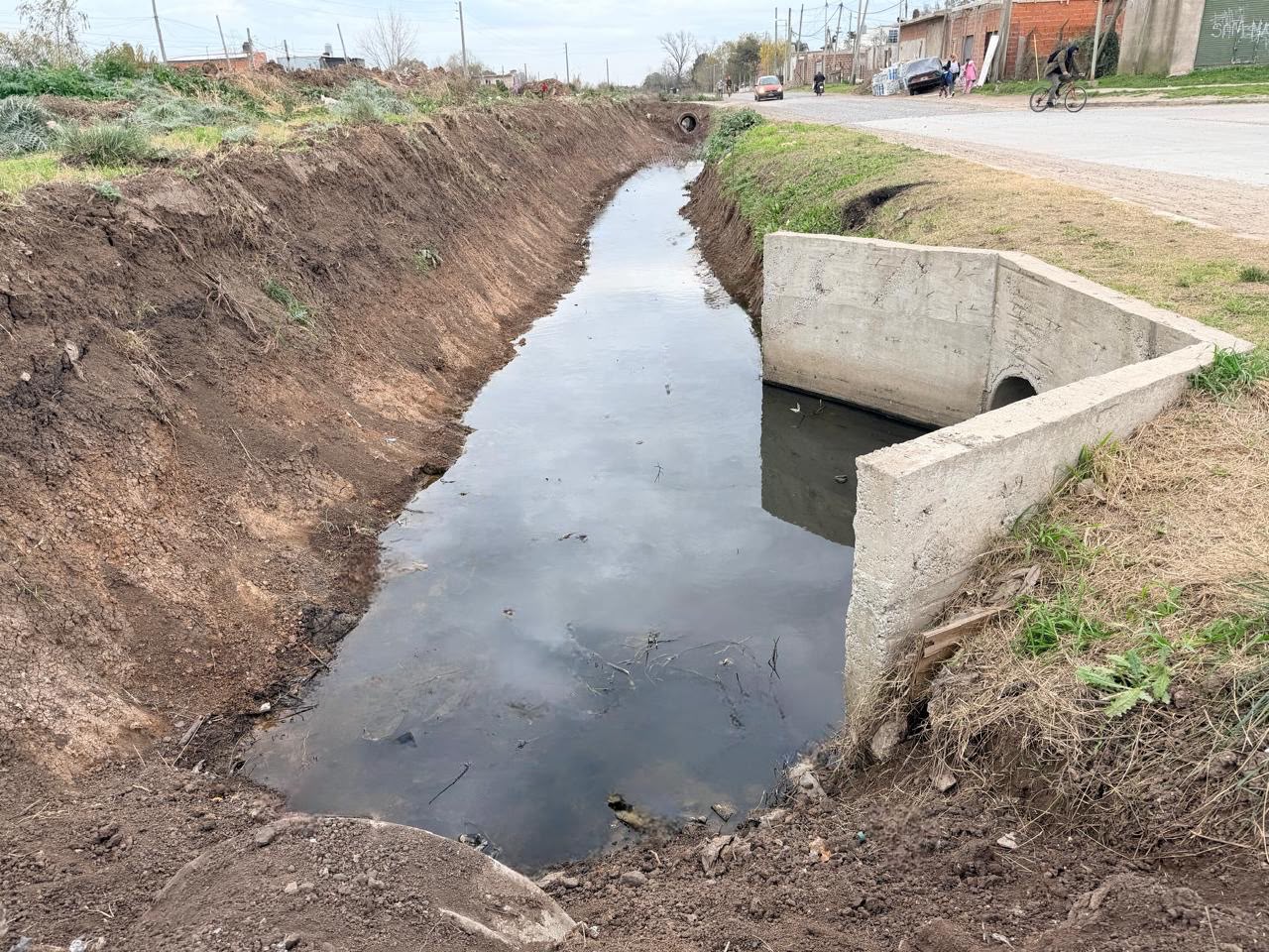 PRESIDENTE PERÓN AVANZA CON OBRAS DE INFRAESTRUCTURA PLUVIAL EN NUMANCIA NORTE PARA PREVENIR ANEGAMIENTOS