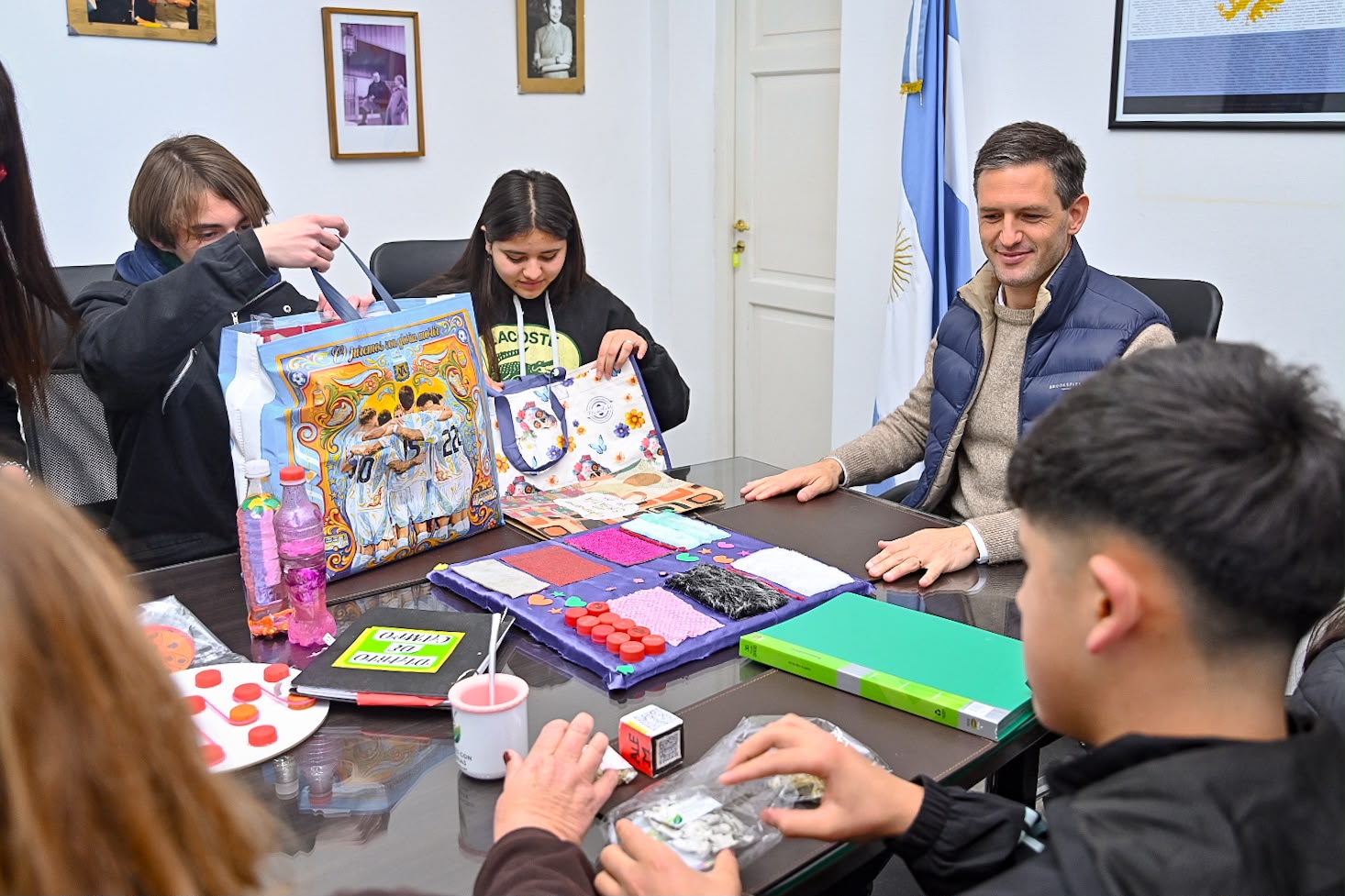 SAN VICENTE ACOMPAÑA PROYECTOS EDUCATIVOS QUE AVANZAN POR TERCER AÑO CONSECUTIVO A LA INSTANCIA REGIONAL DE ACTE