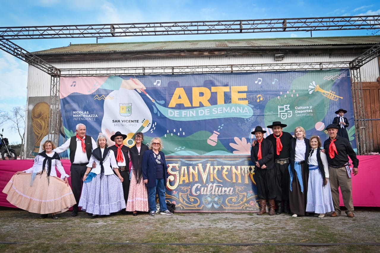 San Vicente celebró la primera edición del Festival del Bailarín Folclórico