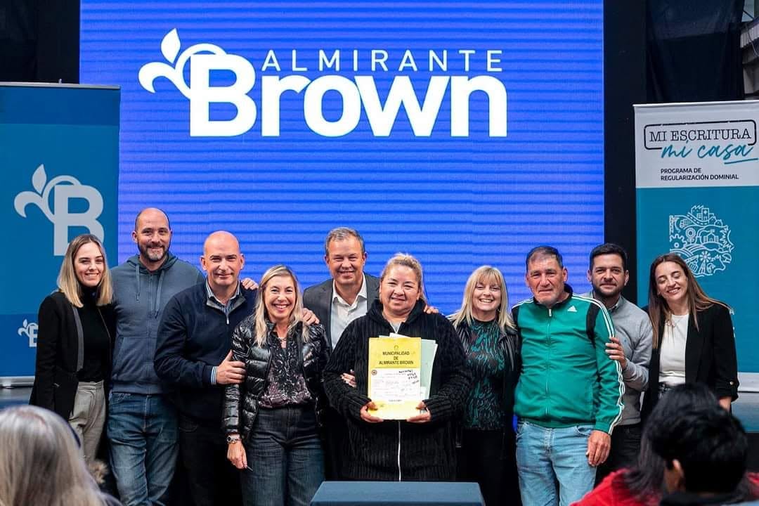 EL MUNICIPIO BRINDA ASESORAMIENTO EN LAS LOCALIDADES PARA QUE LOS VECINOS PUEDAN ESCRITURAR SU VIVIENDA