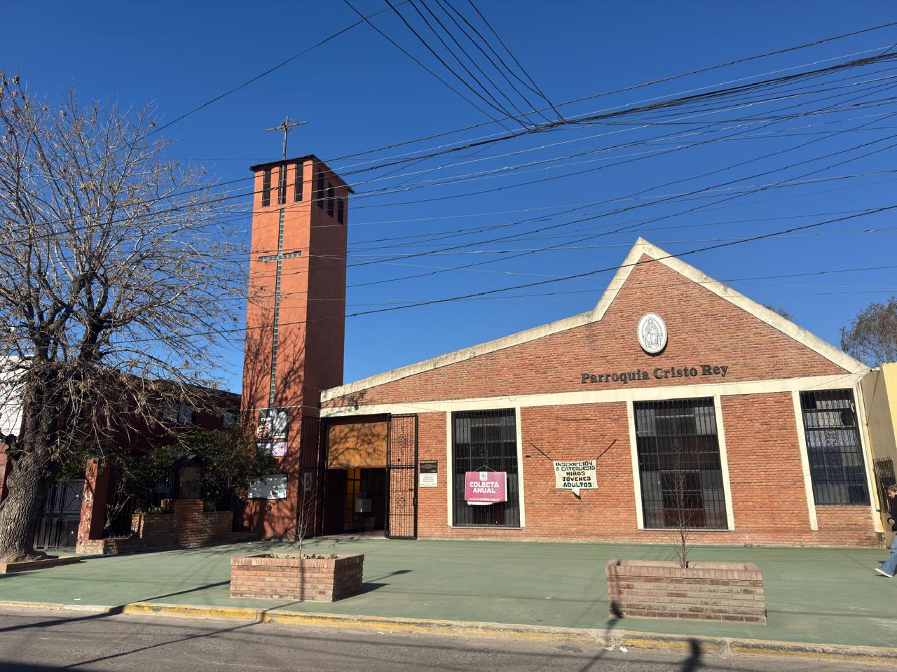 Avanzan las obras públicas en Guernica: remodelaron el frente y los accesos de la Iglesia Cristo Rey