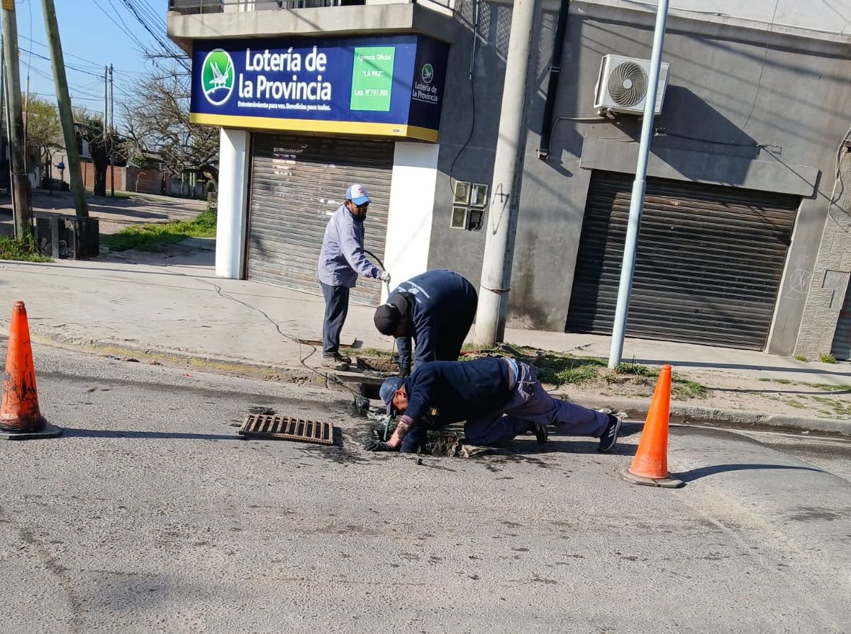 El Municipio intensifica trabajos de limpieza y saneamiento de desagües ante el fenómeno de El Niño