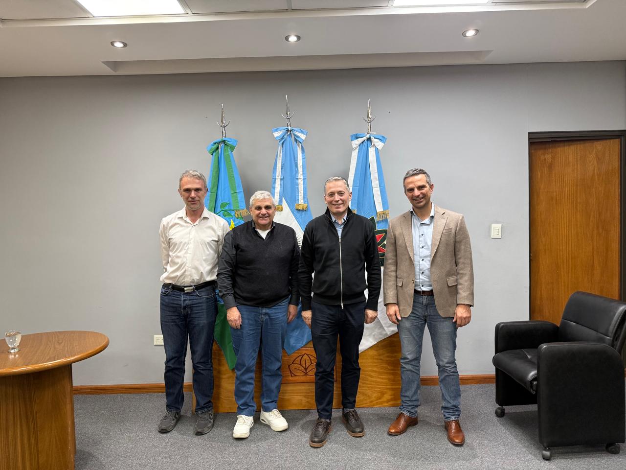 FERNANDO GRAY SE REUNIÓ CON DIRECTIVOS DE MAXICONSUMO PARA ANALIZAR INVERSIONES EN EL DISTRITO