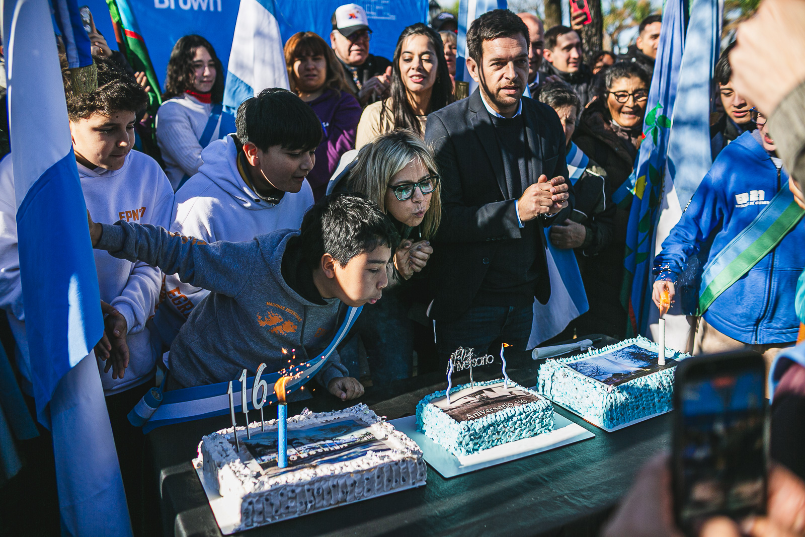 aniversario (2).jpg El Municipio celebró el 116° aniversario de Longchamps, localidad que crece sumando obras históricas