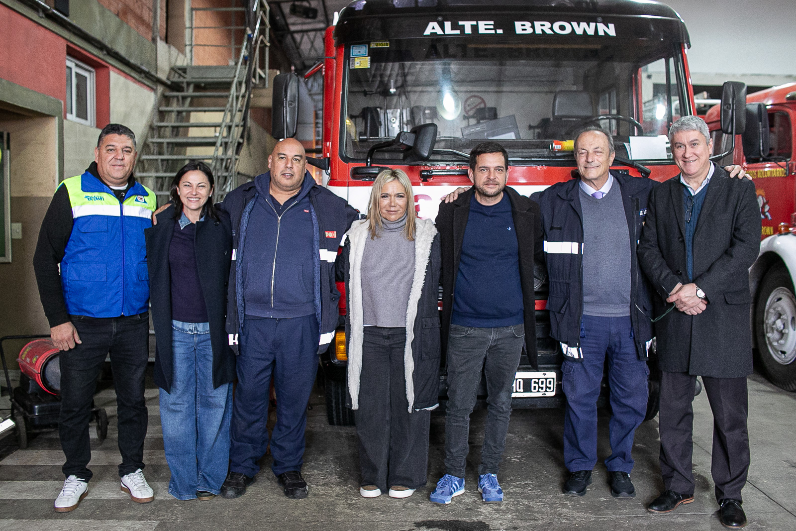 EMOTIVO HOMENAJE DEL MUNICIPIO DE ALTE BROWN A LOS BOMBEROS VOLUNTARIO
