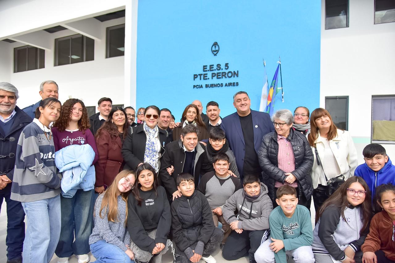 CANTERO Y KICILLOF INAUGURARON NUEVOS EDIFICIOS EDUCATIVOS, REGISTRO CIVIL Y UN MODERNO CENTRO DE MONITOREO EN GUERNICA