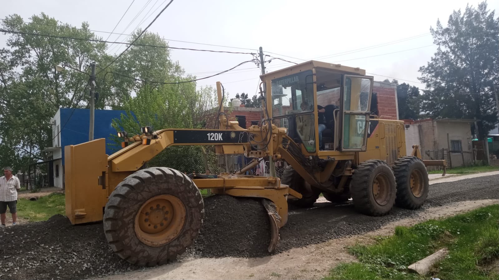 EL MUNICIPIO CONTINÚA FORTALECIENDO LA INFRAESTRUCTURA VIAL EN LOS BARRIOS
