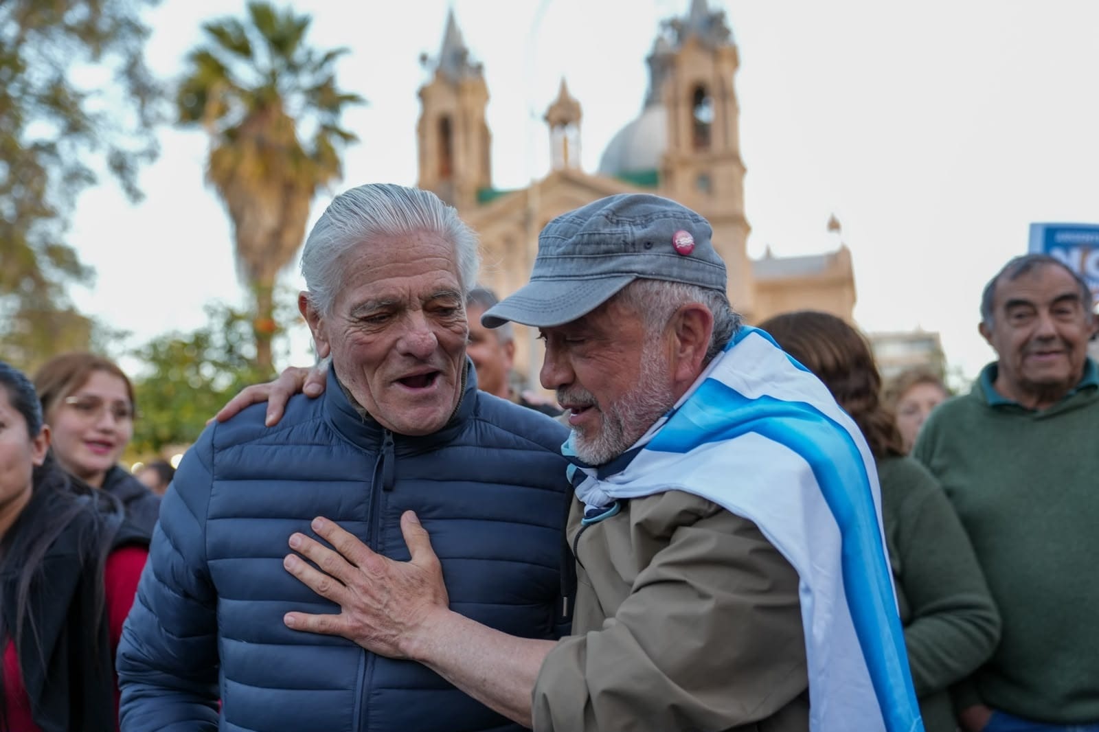 armando.jpg Armando Molina: “Un pueblo organizado siempre defenderá la soberanía de la Patria”