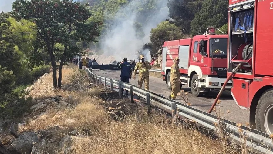 atenas.jpg Dos muertos y dos heridos al chocar dos helicópteros antiincendios en Grecia