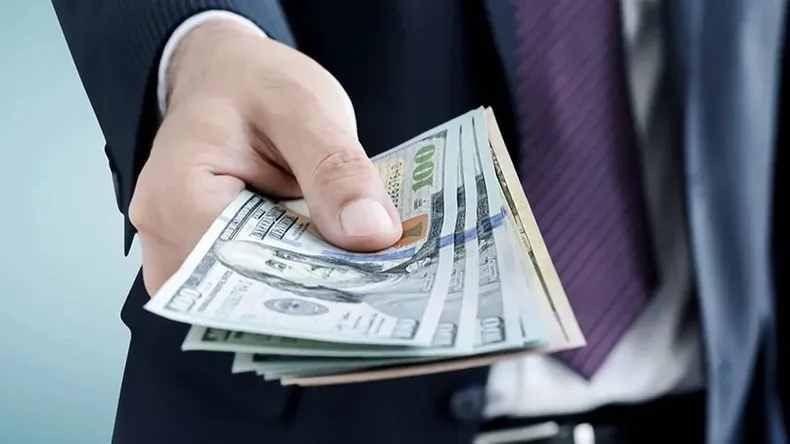 dolar.jpg Cambio en las cuentas sueldo: el Banco Central habilitó el pago de salarios en dólares