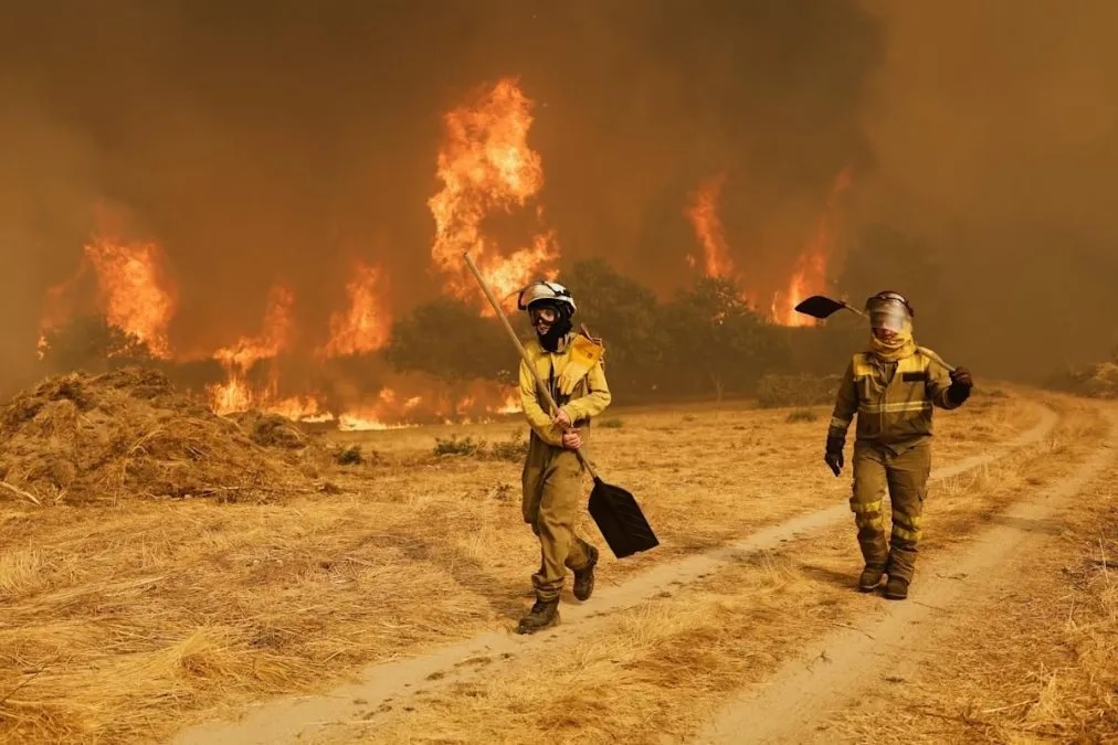 espa.jpg Arde en llamas España y el sur de Europa: Miles de evacuados por incendios incontrolables