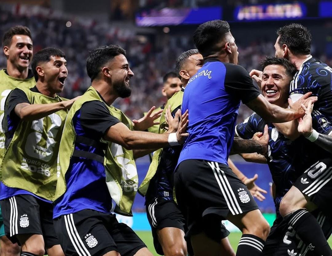 WhatsApp Image 2026-07-15 at 5.59.42 PM.jpeg Argentina venció a Inglaterra y está en la final del mundial 2026