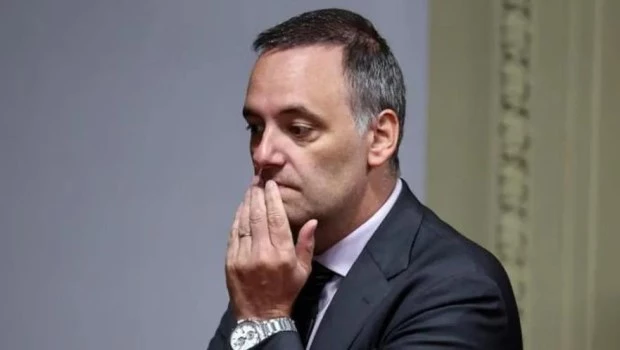 Adorni contra el reloj: pidió postergar su descargo ante la Justicia por las inconsistencias en su patrimonio