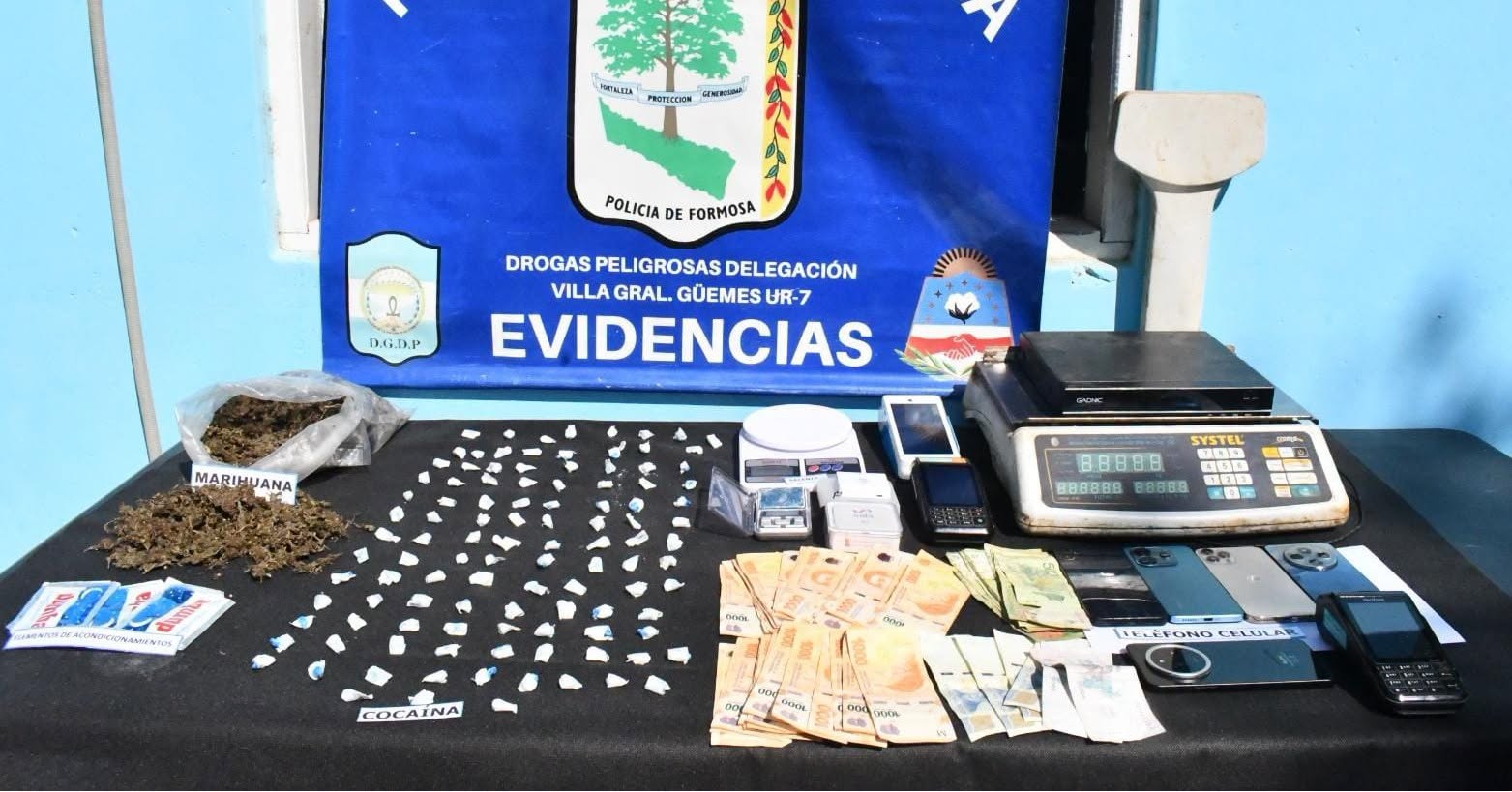 Villa General Güemes: La Policía anuló un centro de distribución de drogas y detuvo a un hombre