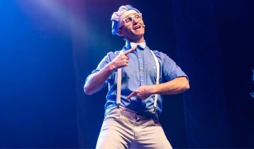 El explorador llega al Teatro de la Ciudad