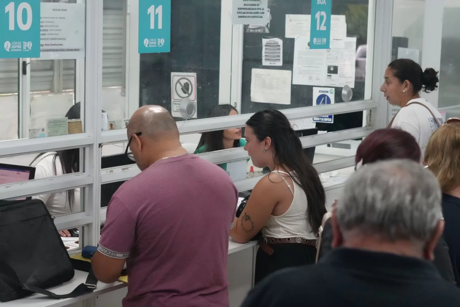 El Municipio esta semana atenderá de corrido para que vecinos y comerciantes aprovechen los últimos días del 30% de descuento