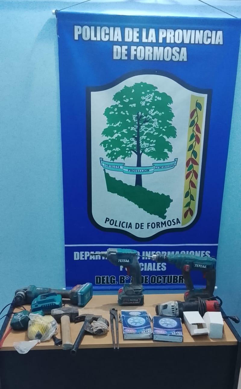 Fue sorprendido mientras salía de una obra en construcción con varias herramientas