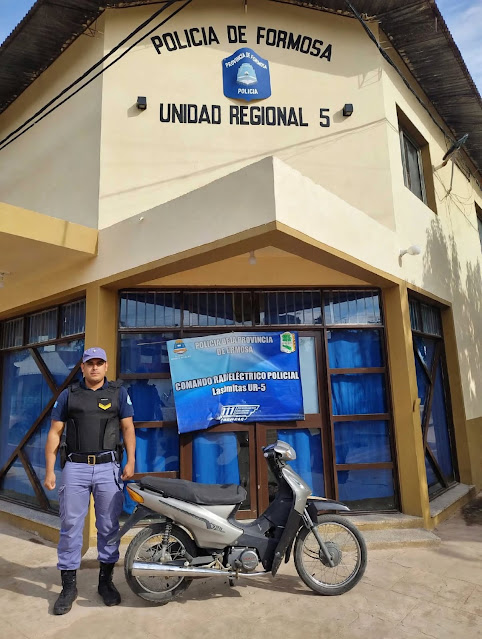 Las Lomitas: Detuvieron a dos hombres y recuperaron una moto