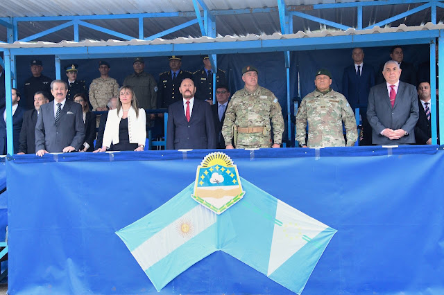 Insfrán encabezó el acto en homenaje a los héroes que defendieron al RIMte 29