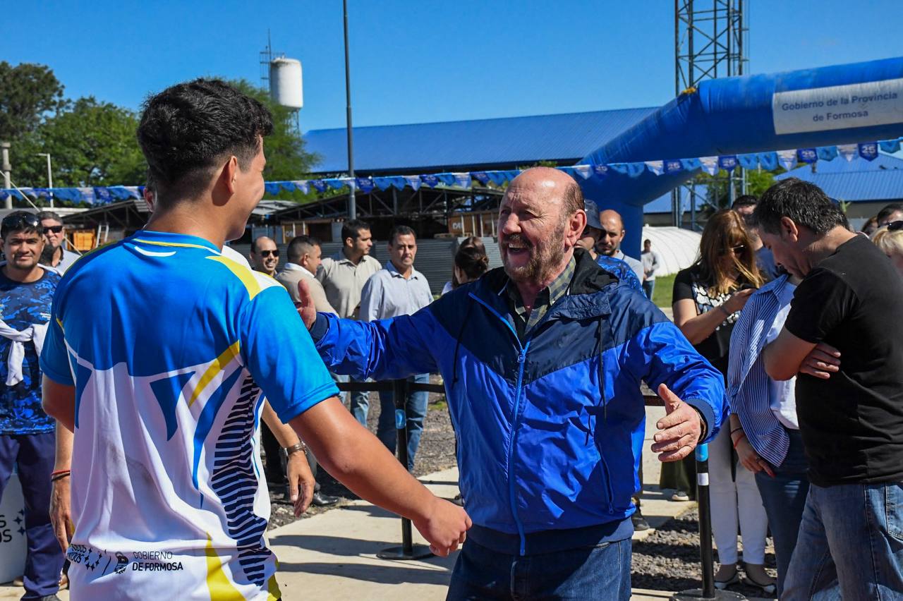 Gobernador presenció la final provincial de Atletismo Adaptado de los Juegos Evita Formoseños
