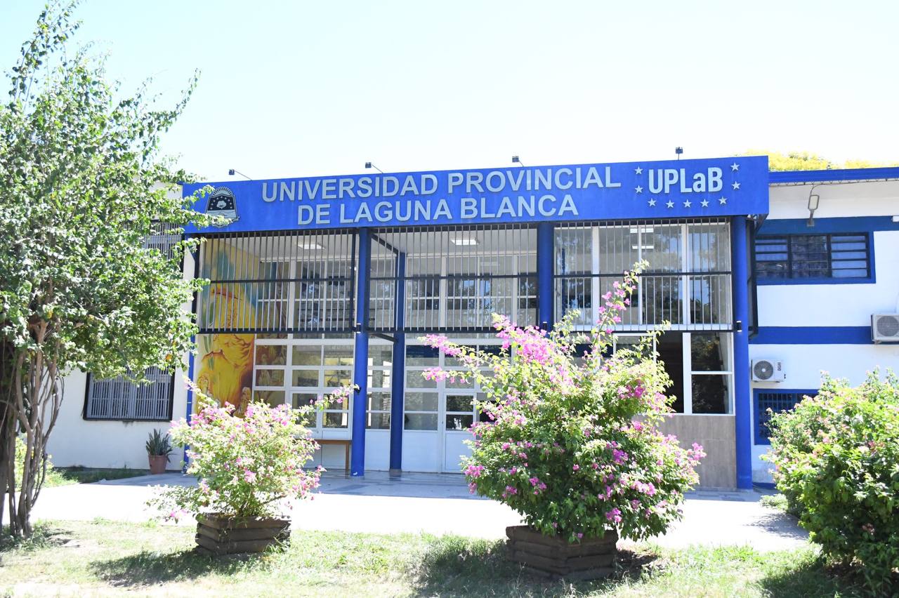 La UPLaB suma su segunda carrera de posgrado aprobada por la CONEAU: la Maestría en Una Salud