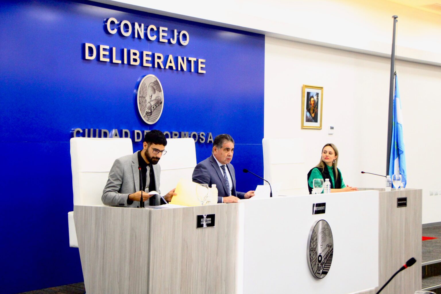 Debates Ideológicos, Homenajes Sociales y Reclamos por Obras Comunitarias cruzaron la jornada en el Concejo Deliberante