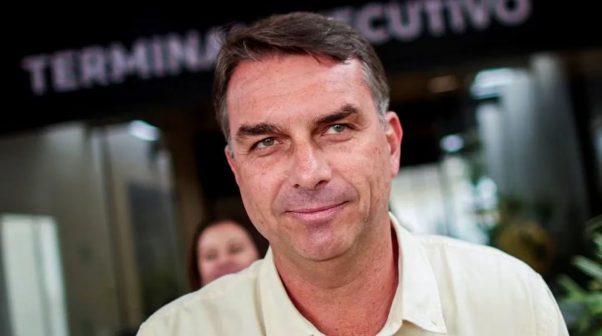 Brasil: la Justicia le prohibió salir del país a Flávio Bolsonaro tras la derrota electoral