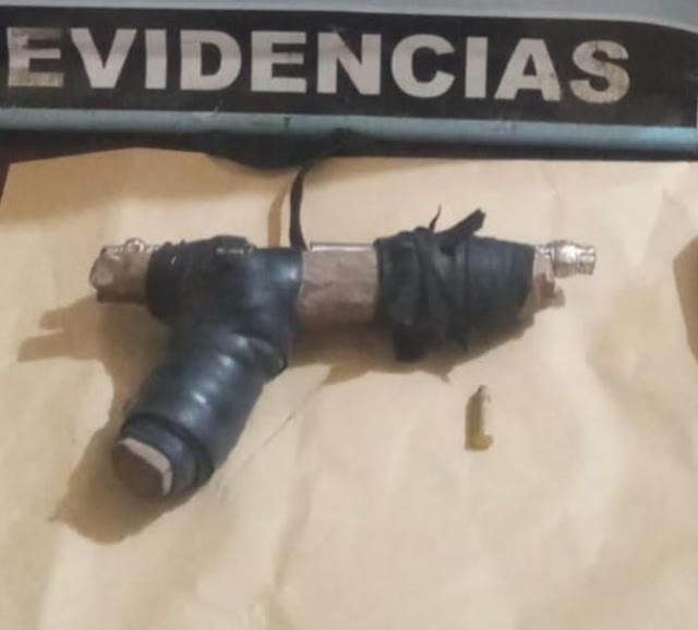Las Lomitas: Demoran a un adolescente y secuestró un arma de fabricación casera