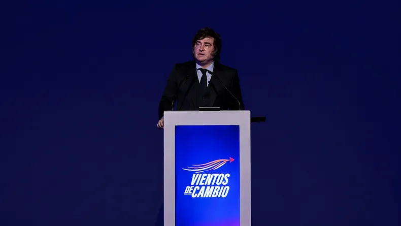 Milei piensa en la reelección y desafía con advertencias extremas