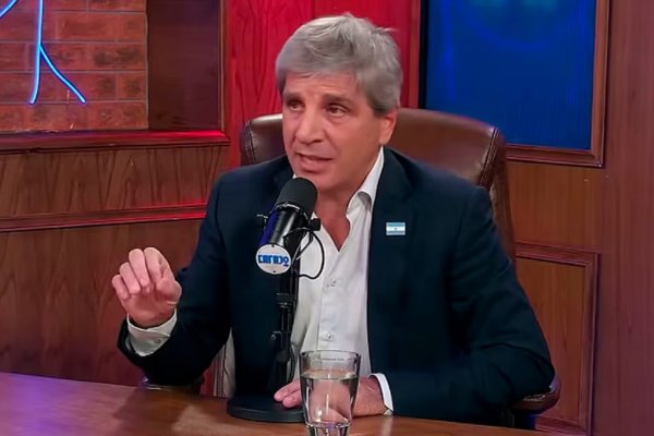 Caputo sumó al Papa a su lista de excusas por la situación económica
