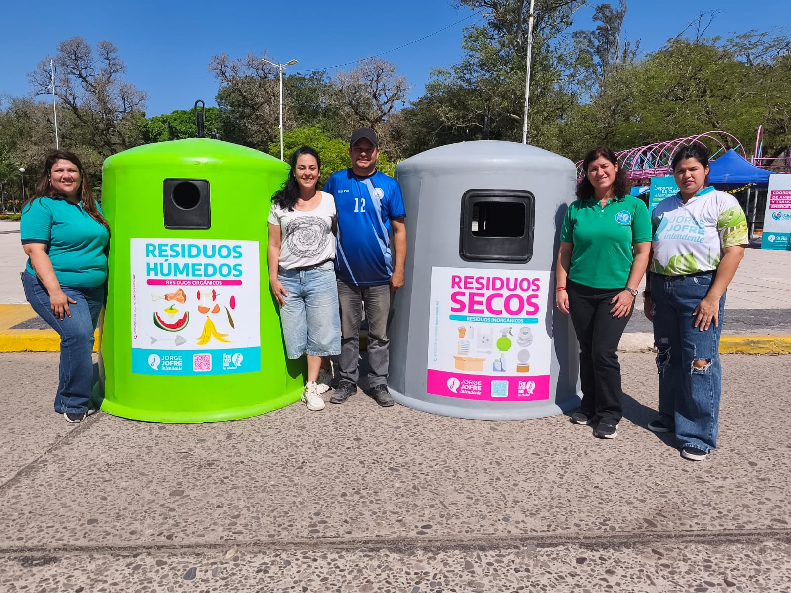 Colocaron campanas de recolección diferenciada de residuos en la plaza San Martin