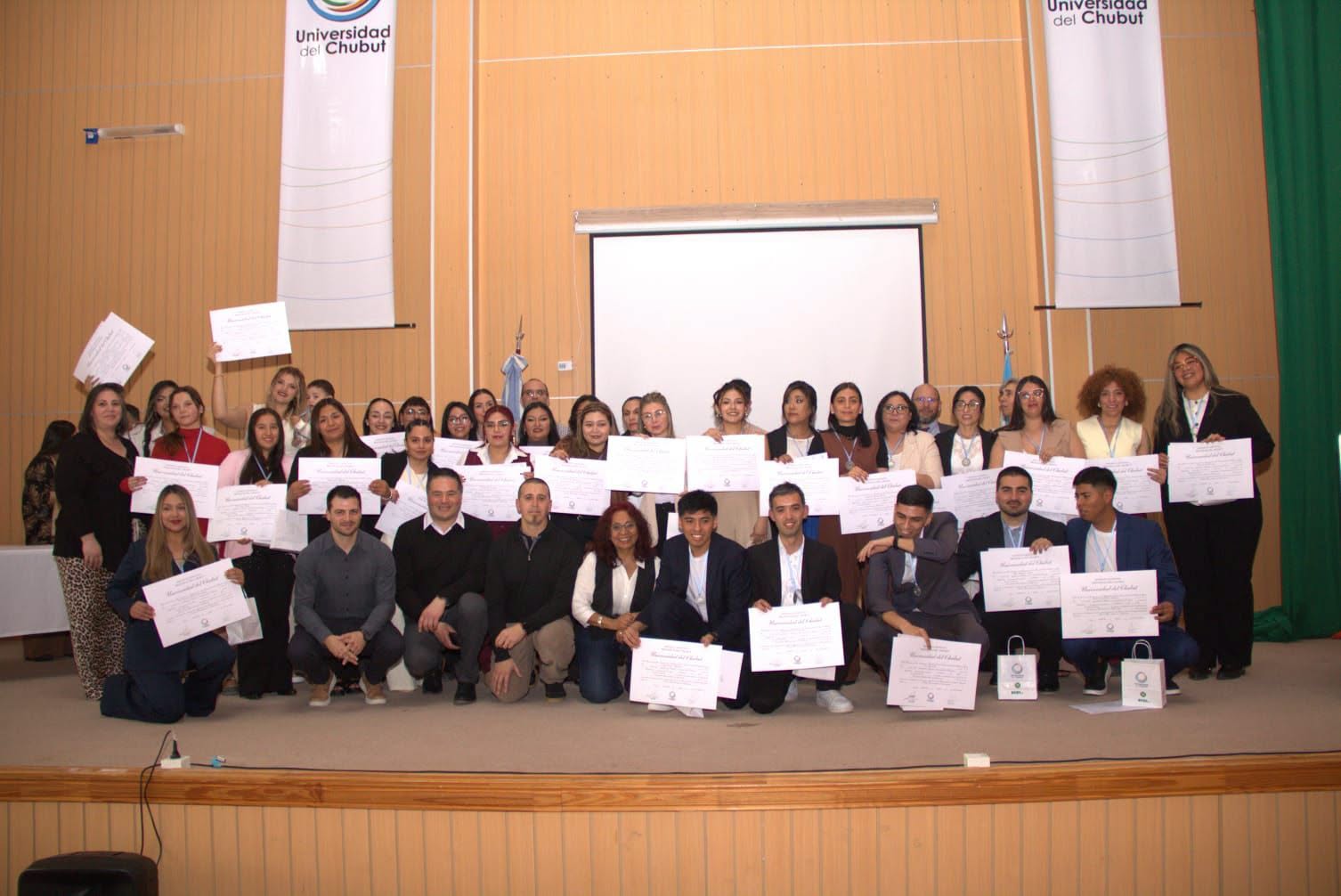 La Universidad del Chubut celebró su XIII Colación de Grados en Puerto Madryn La Universidad del Chubut celebró su XIII Colación de Grados en Puerto Madryn
