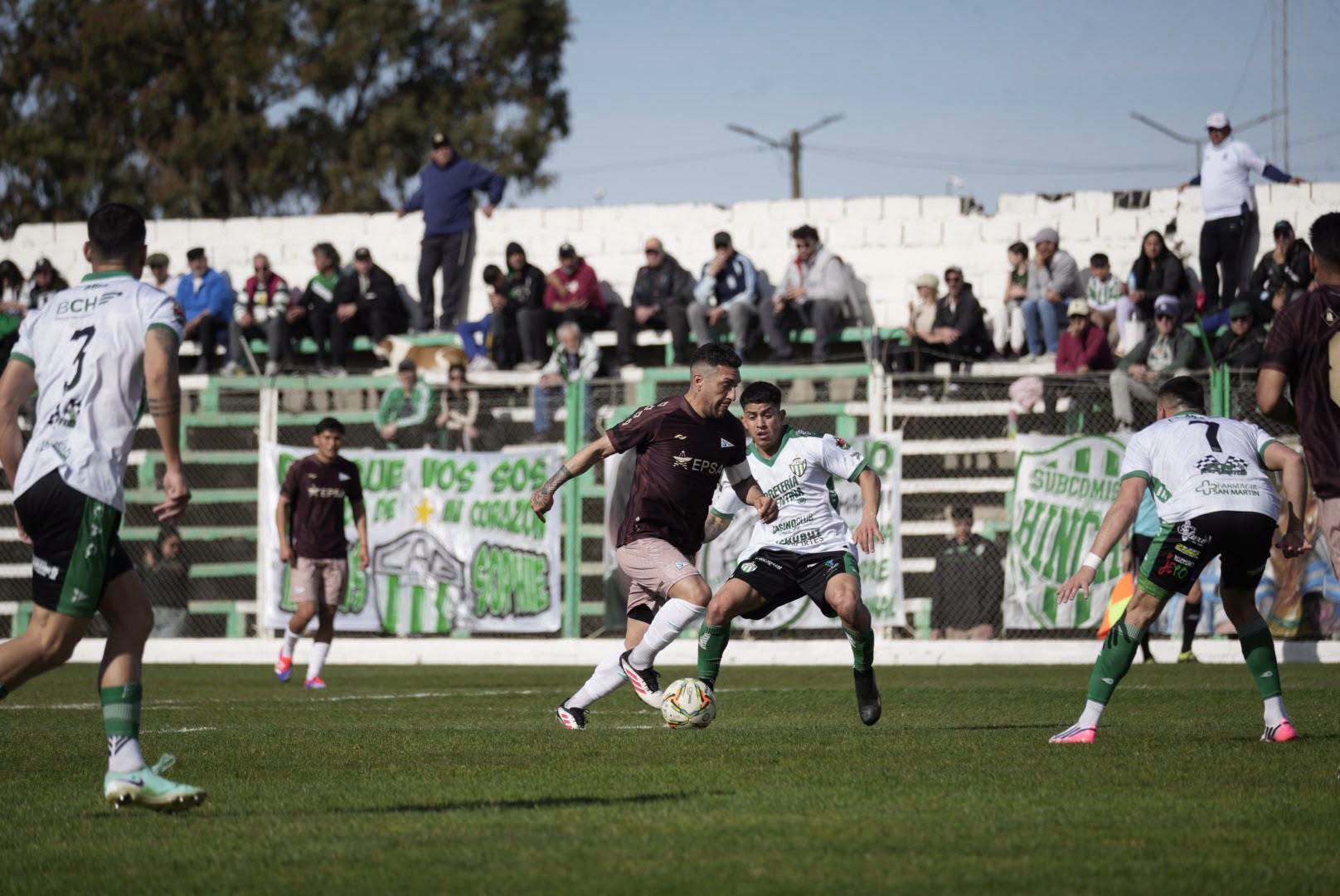 Germinal se quedó con el clásico por 1-0 ante Club Social y Atlético Guillermo Brown