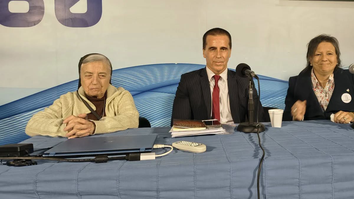 Con la presencia de la Hna. Martha Pelloni y especialistas, se realiza la Convocatoria Regional de Infancia Robada en Trelew. Con la presencia de la Hna. Martha Pelloni y especialistas, se realiza la Convocatoria Regional de Infancia Robada en Trelew.
